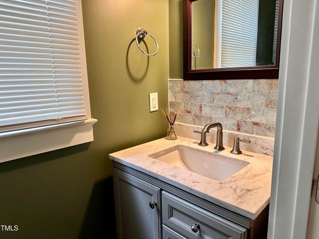 530 Alden Bridge Drive, Cary, NC 27519