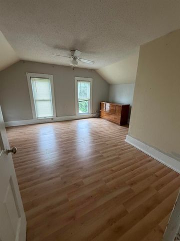 1307 10th Street, Eldora, IA 50627