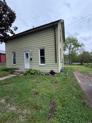 1307 10th Street, Eldora, IA 50627