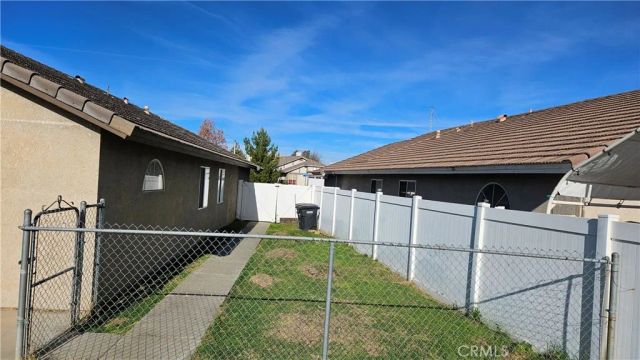 1826 Avenida San Sebastian, Perris, CA 92571