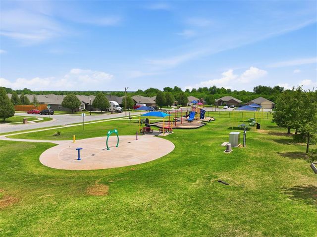 1008 Laurel Creek Drive, Yukon, OK 73099