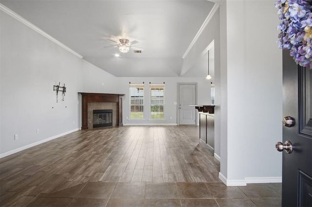 1008 Laurel Creek Drive, Yukon, OK 73099