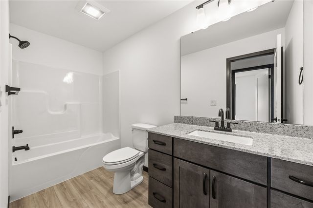 3008 Teton Street SW, Cedar Rapids, IA 52404