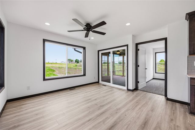 3008 Teton Street SW, Cedar Rapids, IA 52404