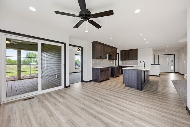 3008 Teton Street SW, Cedar Rapids, IA 52404