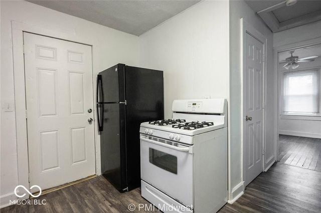 1450 N Gladstone Avenue, Indianapolis, IN 46201