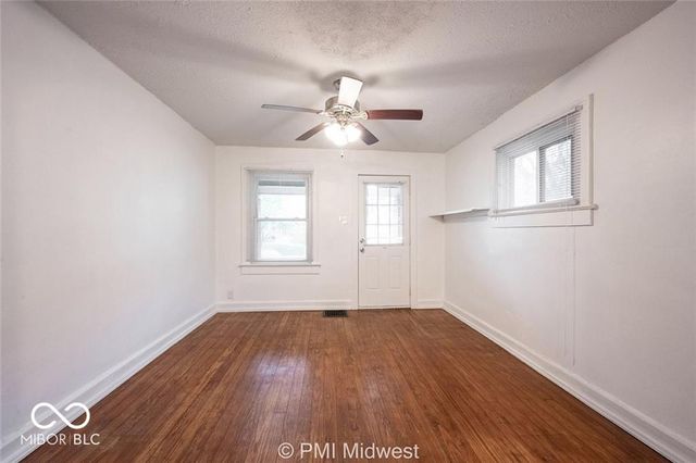 1450 N Gladstone Avenue, Indianapolis, IN 46201