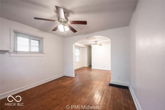 1450 N Gladstone Avenue, Indianapolis, IN 46201