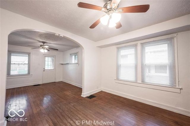 1450 N Gladstone Avenue, Indianapolis, IN 46201