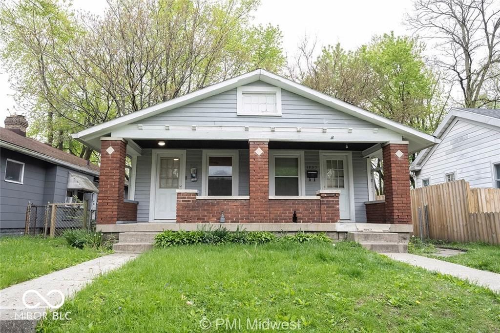 1450 N Gladstone Avenue, Indianapolis, IN 46201