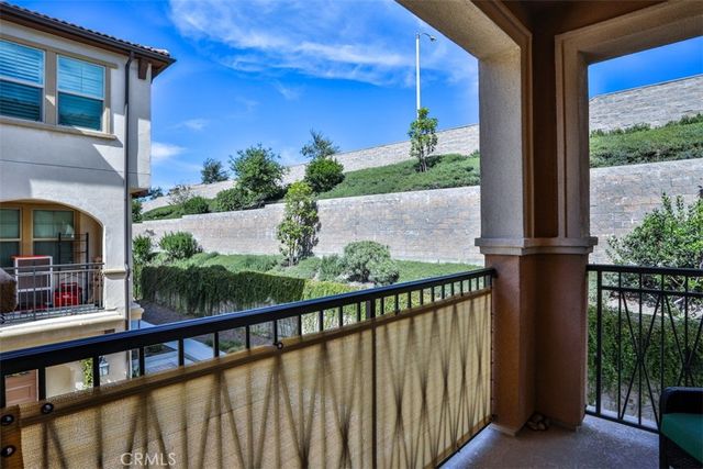 608 White Oaks, Lake Forest, CA 92610