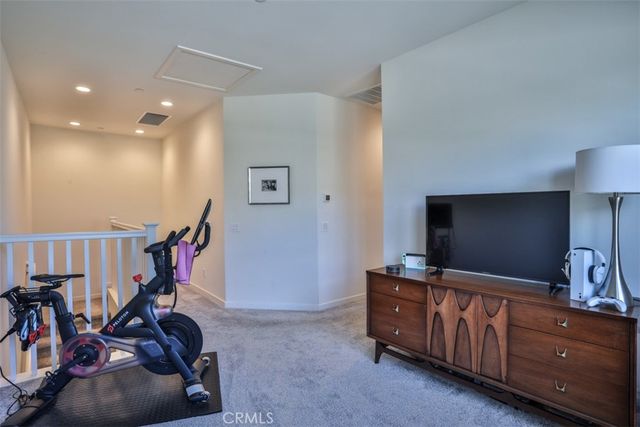 608 White Oaks, Lake Forest, CA 92610