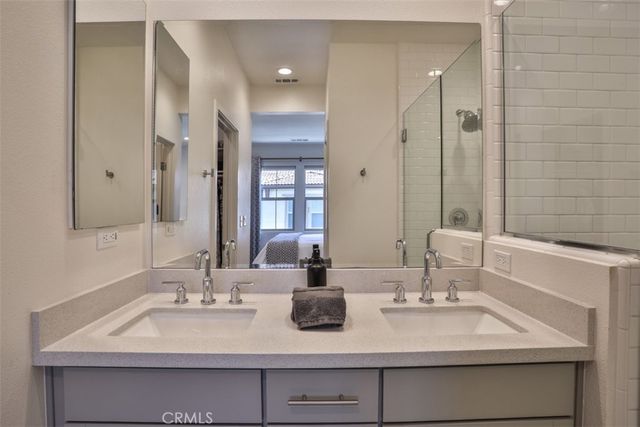 608 White Oaks, Lake Forest, CA 92610