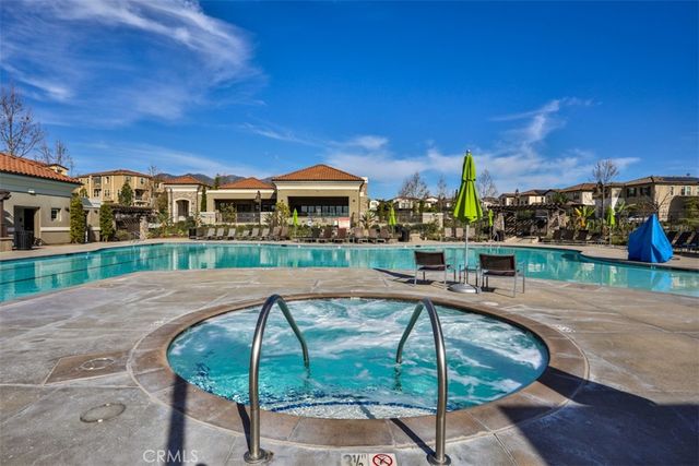 608 White Oaks, Lake Forest, CA 92610