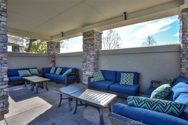 608 White Oaks, Lake Forest, CA 92610