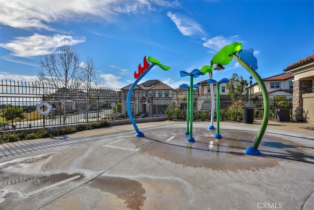 608 White Oaks, Lake Forest, CA 92610
