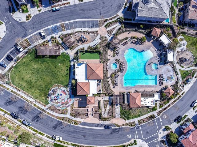 608 White Oaks, Lake Forest, CA 92610