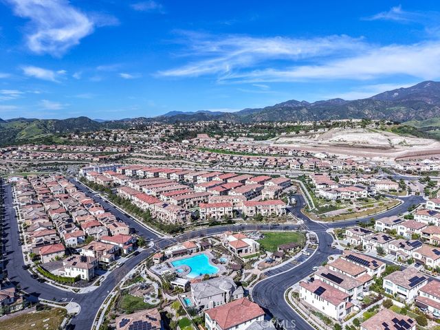 608 White Oaks, Lake Forest, CA 92610
