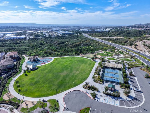608 White Oaks, Lake Forest, CA 92610