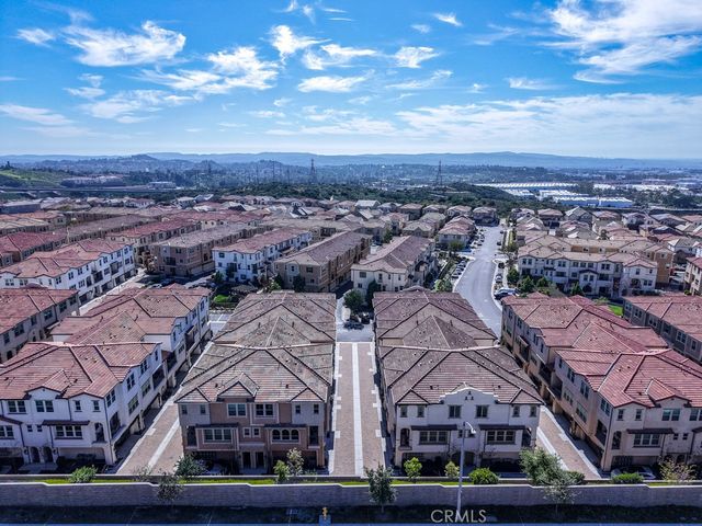608 White Oaks, Lake Forest, CA 92610