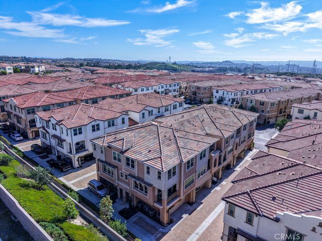 608 White Oaks, Lake Forest, CA 92610