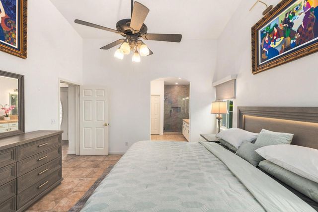 2123 E Nicola Road E, Palm Springs, CA 92262