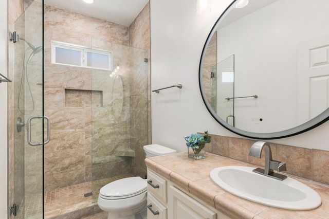 2123 E Nicola Road E, Palm Springs, CA 92262
