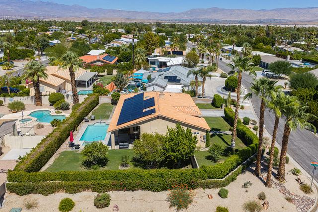 2123 E Nicola Road E, Palm Springs, CA 92262
