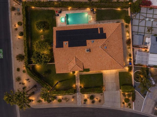 2123 E Nicola Road E, Palm Springs, CA 92262