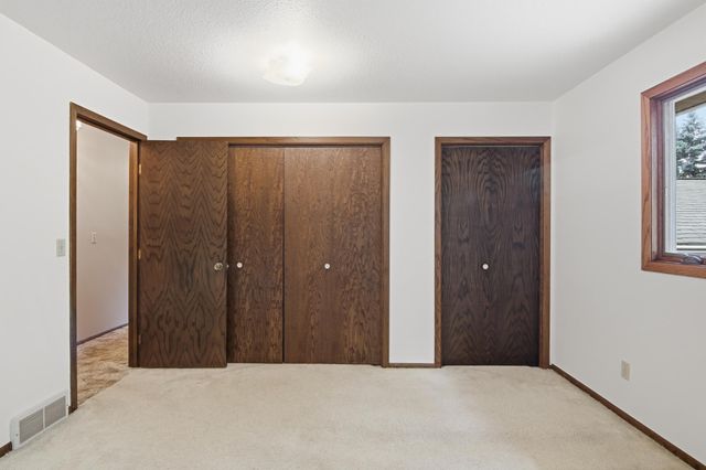 455 Green Mill Lane, Hudson, WI 54016