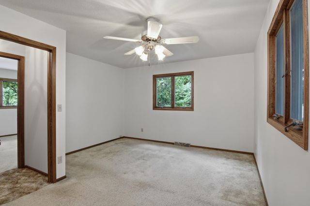 455 Green Mill Lane, Hudson, WI 54016