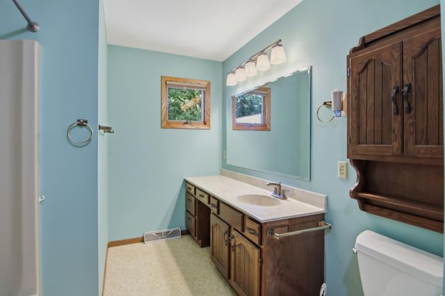 455 Green Mill Lane, Hudson, WI 54016
