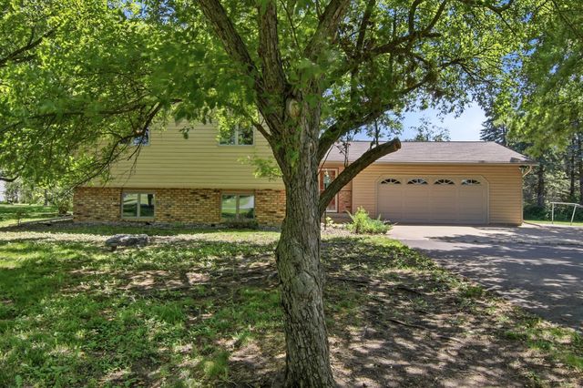 455 Green Mill Lane, Hudson, WI 54016