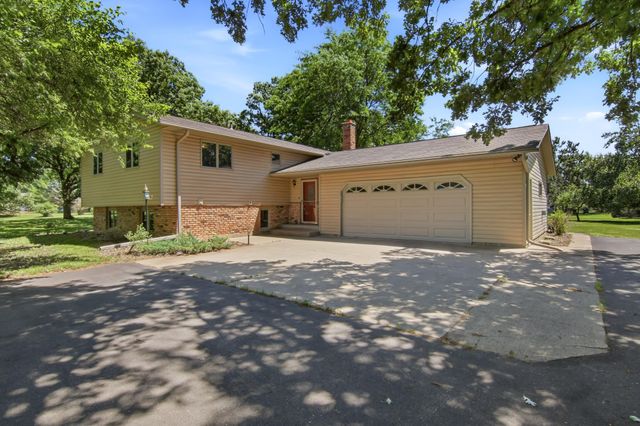 455 Green Mill Lane, Hudson, WI 54016