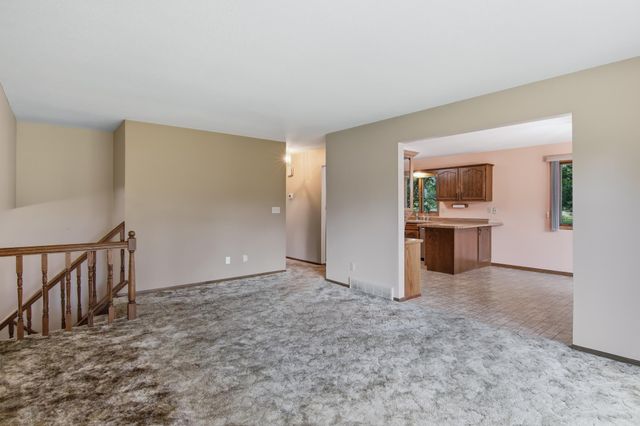 455 Green Mill Lane, Hudson, WI 54016