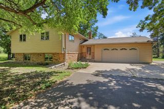 455 Green Mill Lane, Hudson, WI 54016