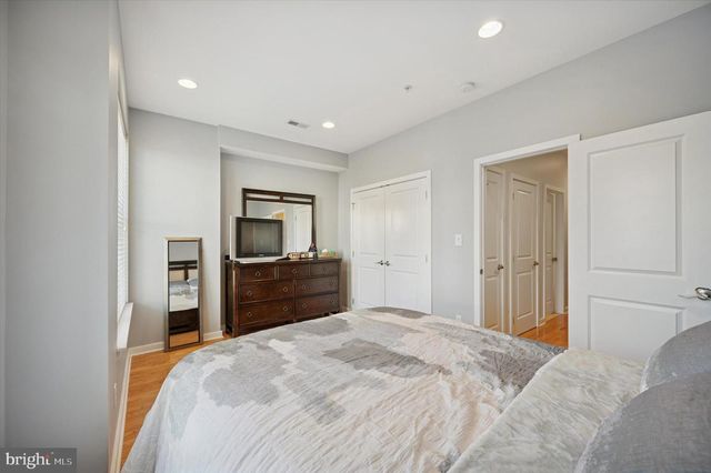 4128 APPLE ST, Philadelphia, PA 19127