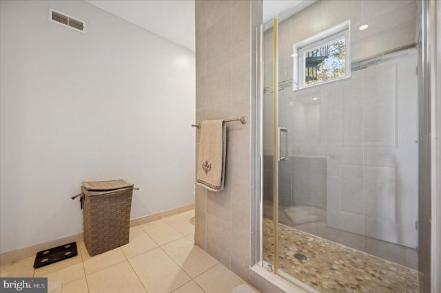 4128 APPLE ST, Philadelphia, PA 19127