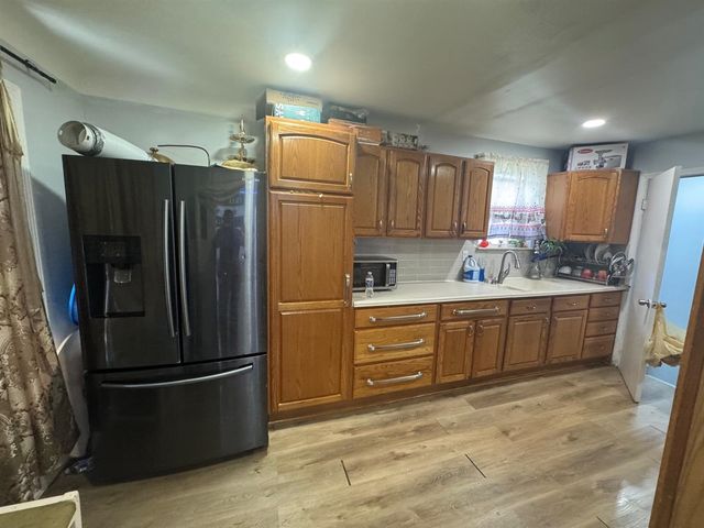 6434 Rosemont Avenue, Detroit, MI 48228