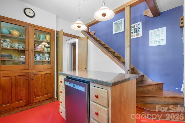 705 West Union Street, Morganton, NC 28655