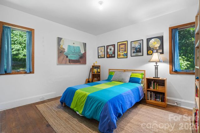 705 West Union Street, Morganton, NC 28655