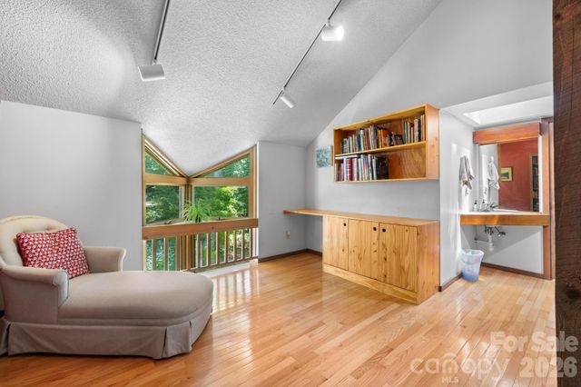 705 West Union Street, Morganton, NC 28655