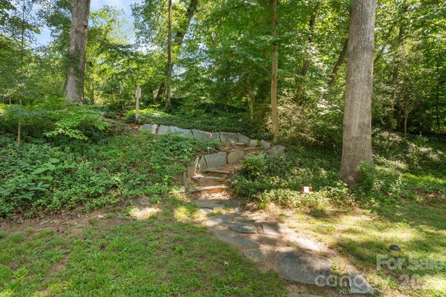 705 West Union Street, Morganton, NC 28655