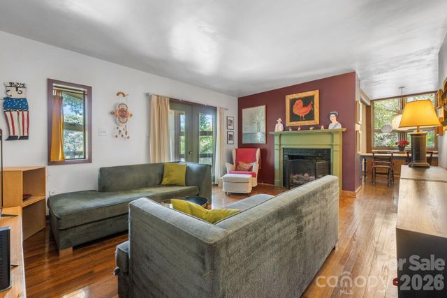 705 West Union Street, Morganton, NC 28655