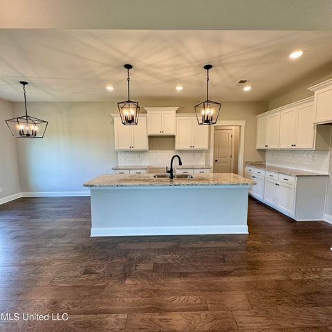 428 Wells Drive, Hernando, MS 38632