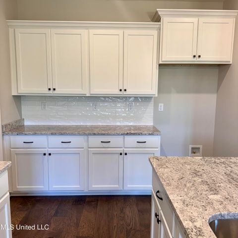 428 Wells Drive, Hernando, MS 38632