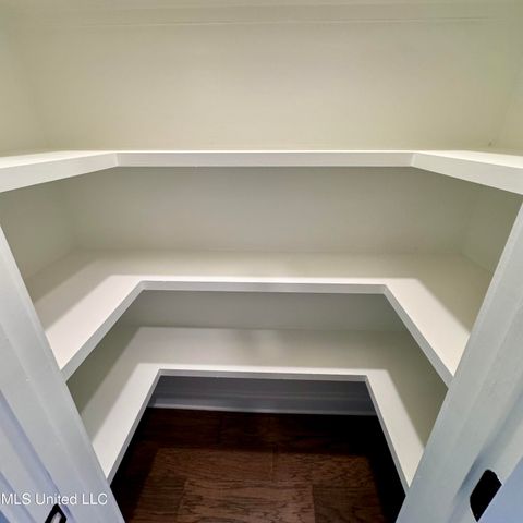 428 Wells Drive, Hernando, MS 38632