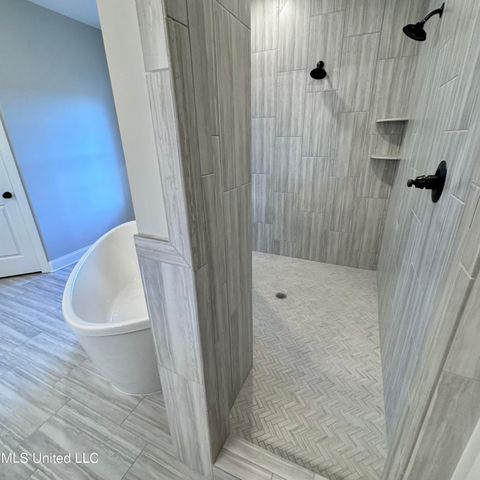 428 Wells Drive, Hernando, MS 38632