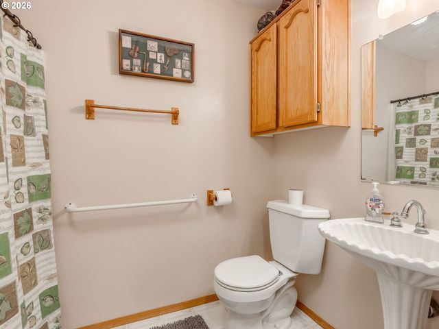 4609 Ne 46TH St, Vancouver, WA 98661