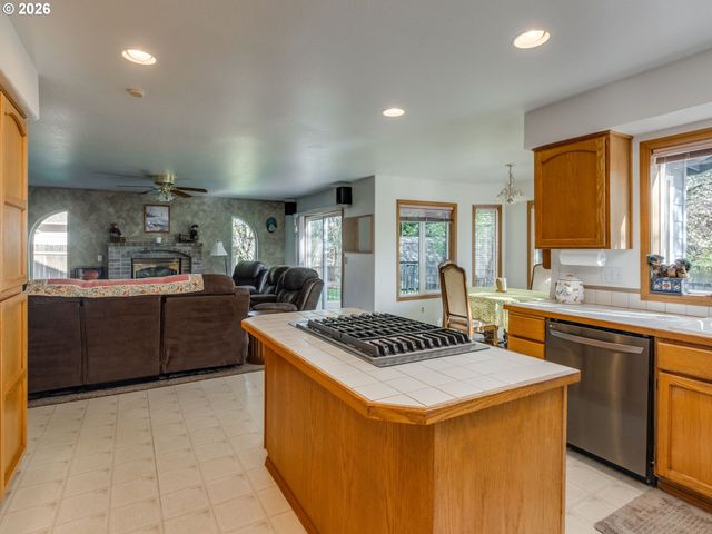 4609 Ne 46TH St, Vancouver, WA 98661